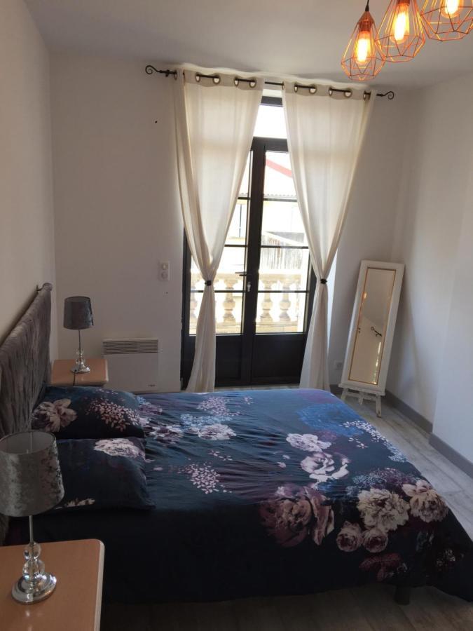 Appartement Cour Ancienne Abbaye Saint-Astier  Екстериор снимка